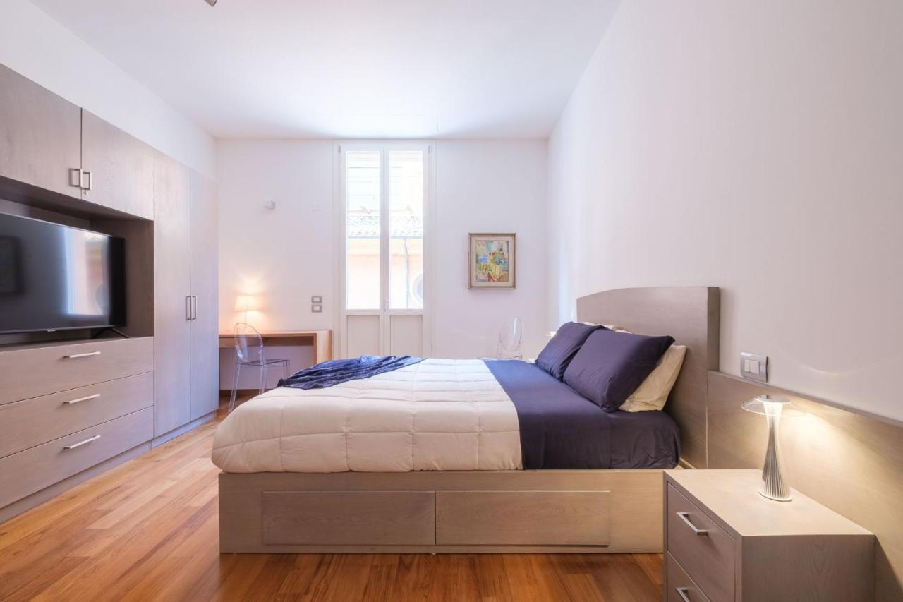 בולוניה D'Azeglio & Galluzzi Suites מראה חיצוני תמונה