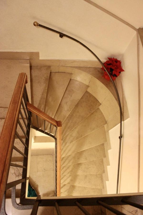 בולוניה D'Azeglio & Galluzzi Suites מראה חיצוני תמונה