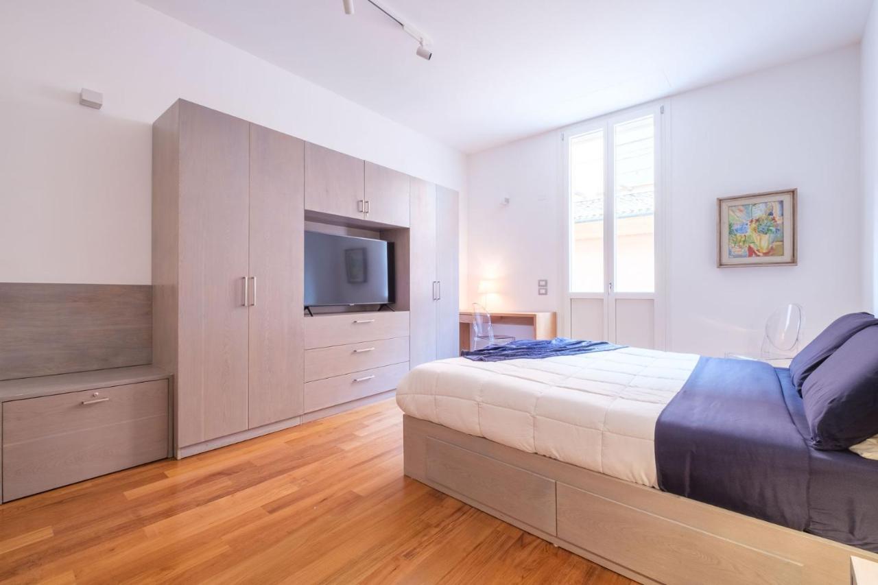 בולוניה D'Azeglio & Galluzzi Suites מראה חיצוני תמונה